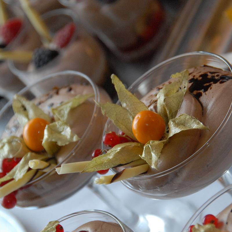  تقديم الطعام: تقديم الطعام