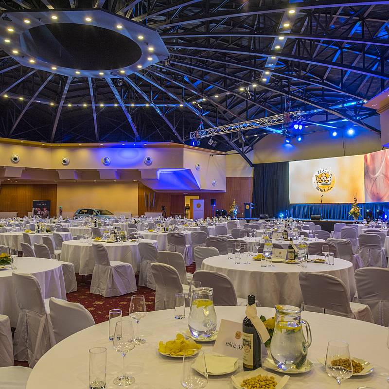 الصالونات: Top Congress Hall