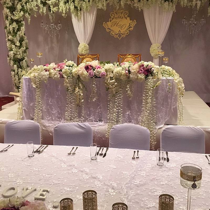 حفلات الزفاف
: حفلات الزفاف
