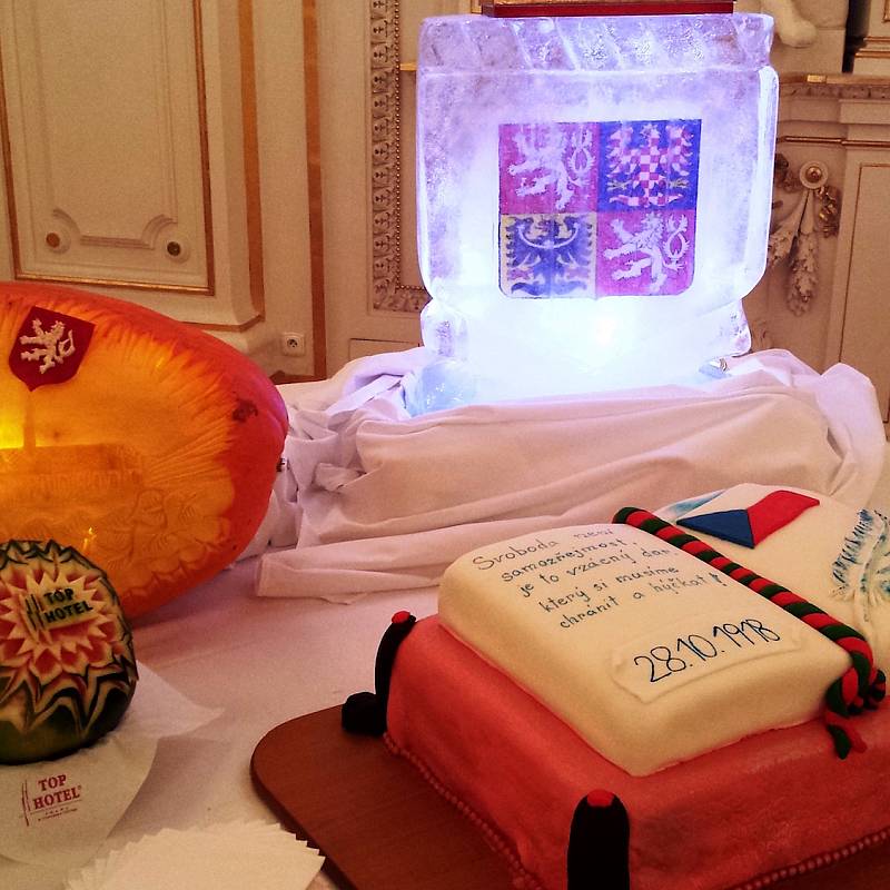  تقديم الطعام:  تقديم الطعام