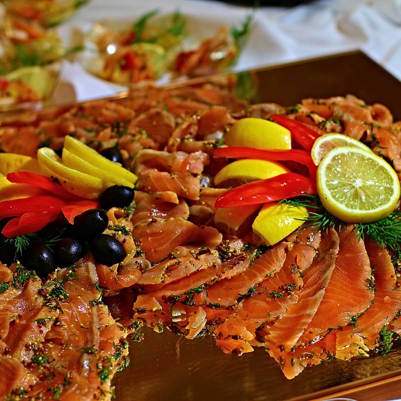  تقديم الطعام:  تقديم الطعام