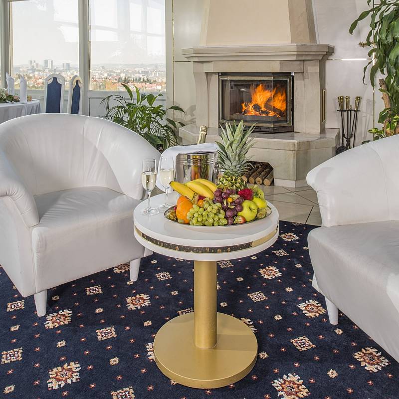 Ресторан «Bohemia ТОР» 
: Ресторан «Bohemia ТОР» 
