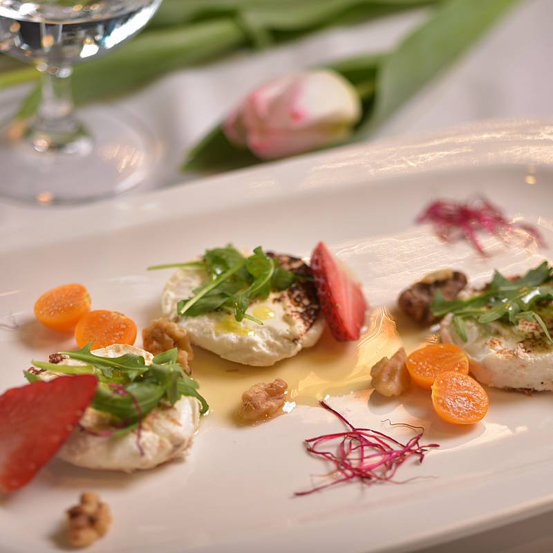  تقديم الطعام: تقديم الطعام